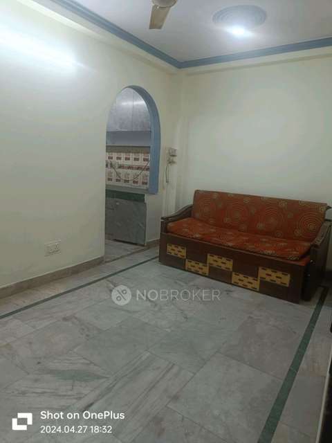 1 BHK Flat In Shiv Apartments for Rent  In Malviya Nagar