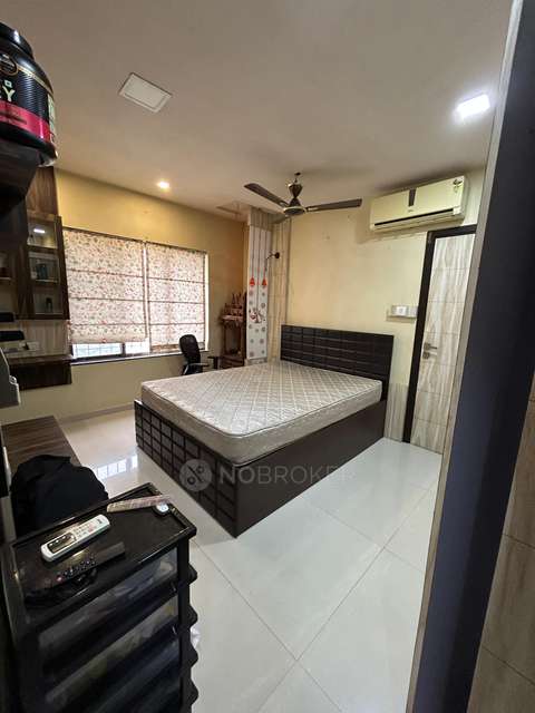 3 BHK Flat In Lalani Grandeur For Sale  In Malad East