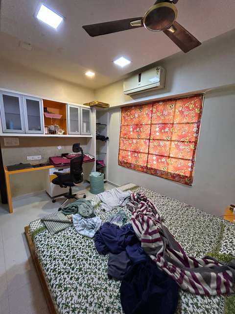 3 BHK Flat In Lalani Grandeur For Sale  In Malad East