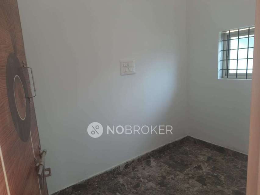 1 BHK Flat In Standalone Building  for Rent  In Peenya