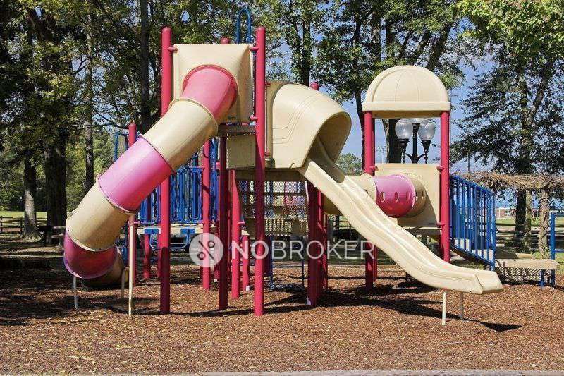 2 BHK Flat In Ashford Regal For Sale  In 1, Bhandup Village Rd, Nahur, Industrial Area, Bhandup West, Mumbai, Maharashtra 400078, India