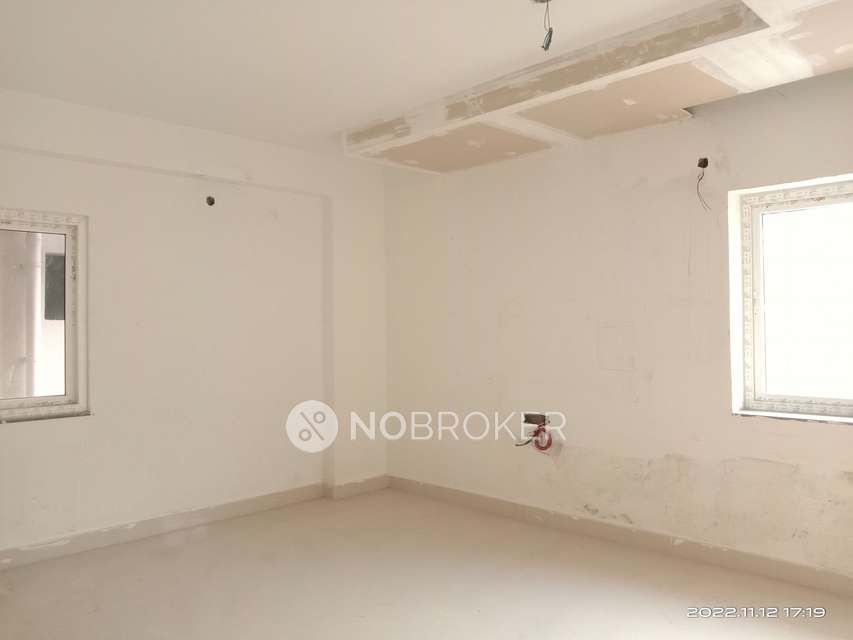 3 BHK Flat In Legend Galaxy For Sale  In Kothapet