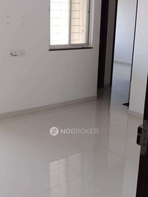 1 BHK Flat In Majestique Aqua for Rent  In Fursungi