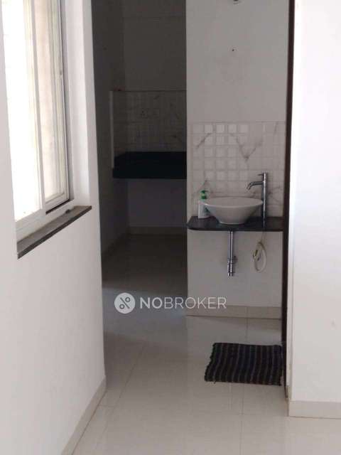 1 BHK Flat In Majestique Aqua for Rent  In Fursungi