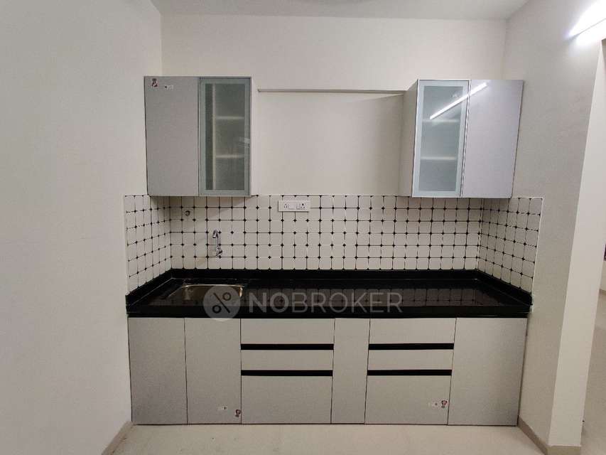 2 BHK Flat In Vision Starwest Phase 2 for Rent  In Tathawade