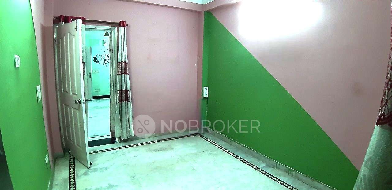 2 BHK Flat In Tia Apartment For Sale  In Mahavir Enclave Part 1