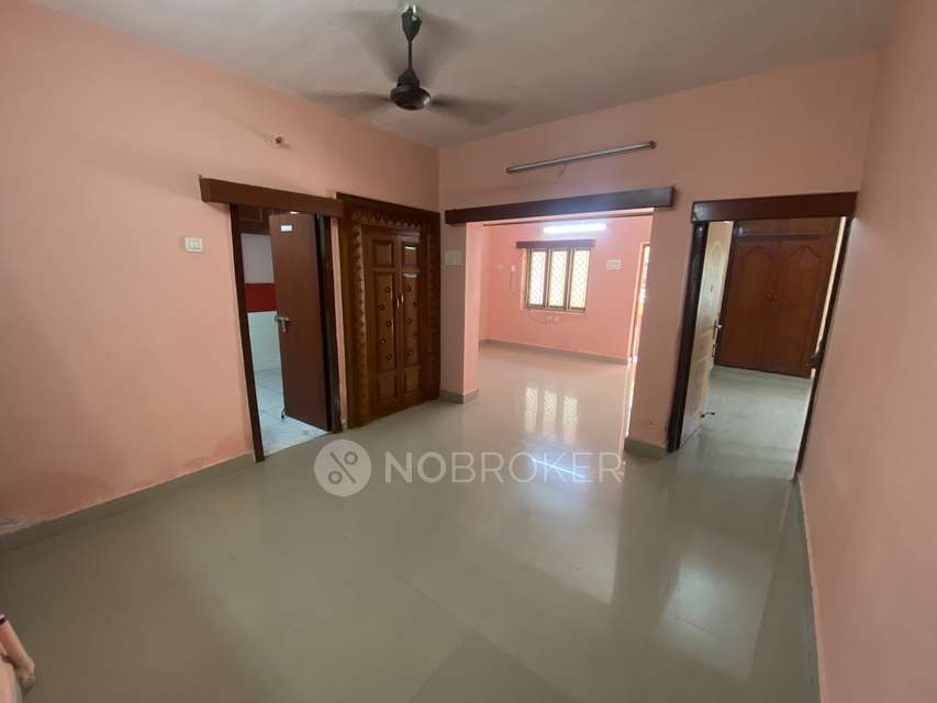 2 BHK Flat In Breeze Apartments for Rent  In Kilpauk