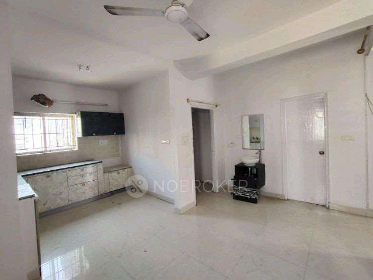 2 BHK Flat In Rc Sai Niketan, Bellandur For Sale  In Bellandur