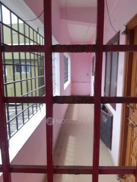 2 BHK Flat In Mahalaksmi Flats For Sale  In Guindy