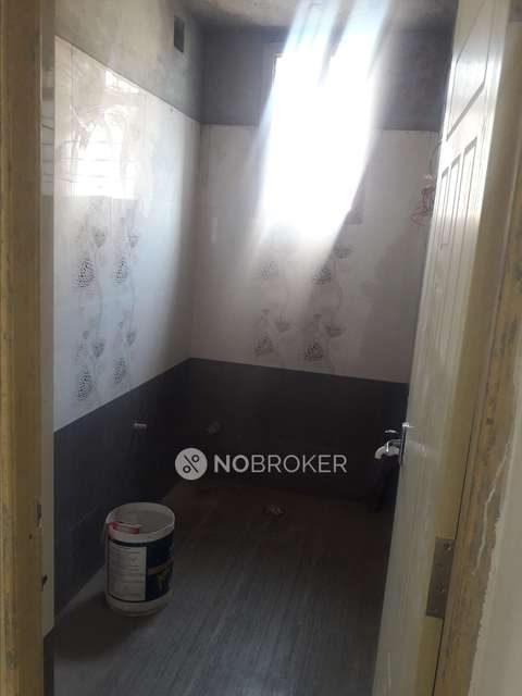 2 BHK Flat In Sri Ganesh Builders For Sale  In East Tambaram