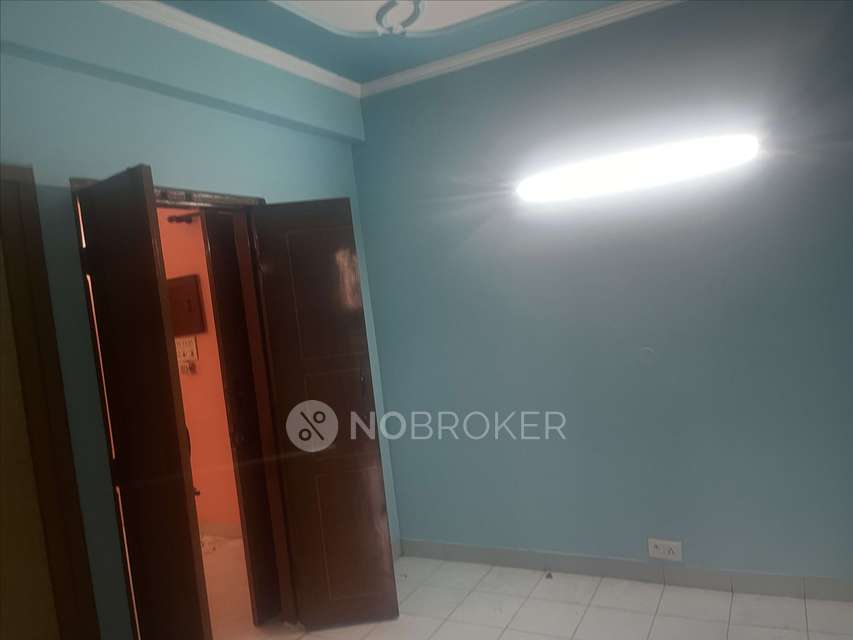 3 BHK Flat In Shikha Apartments for Rent  In Patparganj