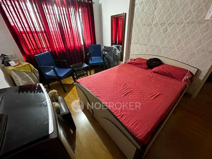 3 BHK Flat In Platinum Tower, Kandivali West For Sale  In Shree Swami Samarth Mandir