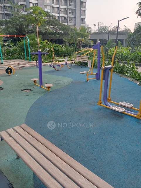 2 BHK Flat In Pride Palms For Sale  In Kolshet, Thane West