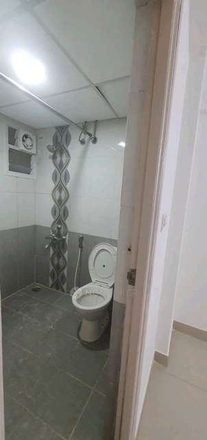 2 BHK Flat In Vspl Metropolis For Sale  In Yeswanthpur