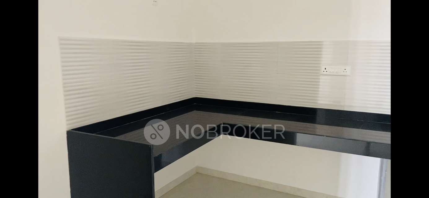 2 BHK Flat In Majestique Towers for Rent  In Kharadi