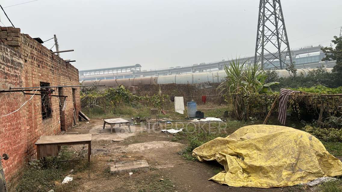 Godown/Warehouse in Badli, Delhi for sale 