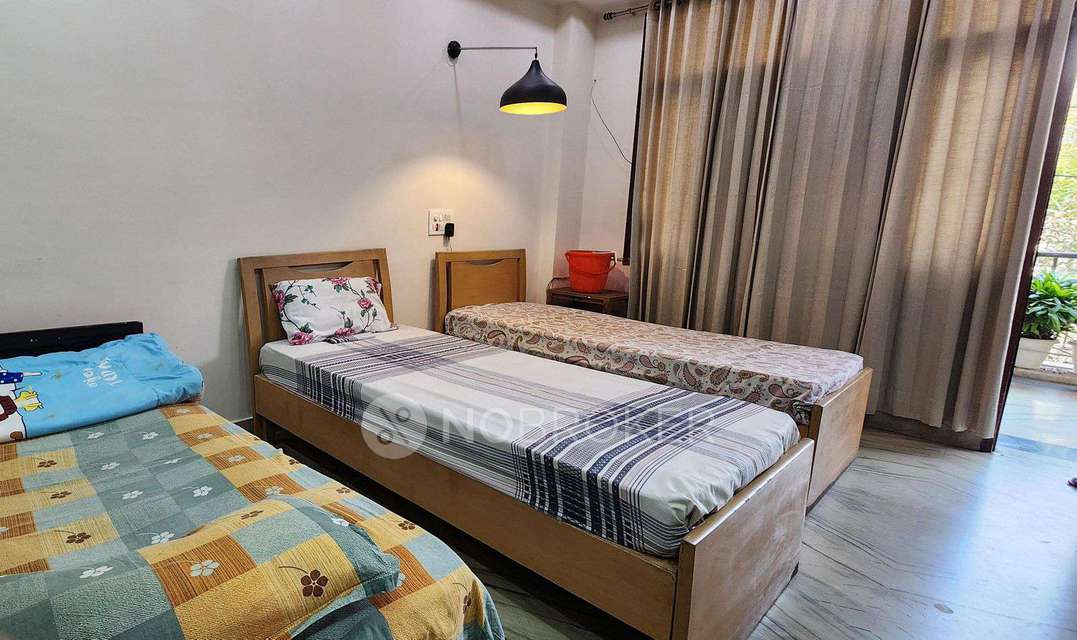 PG for Girls in Sector 53