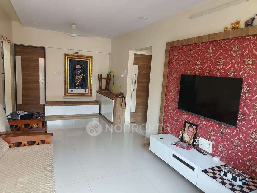 2 BHK Flat In Rachana Chs  2.5 Bhk For Sale  In Kandivali West