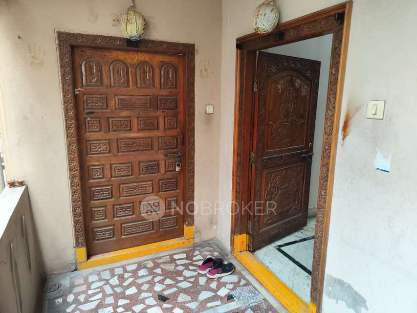 2 BHK Flat In Bharathi Niliyam For Sale  In  Yousufguda, 
