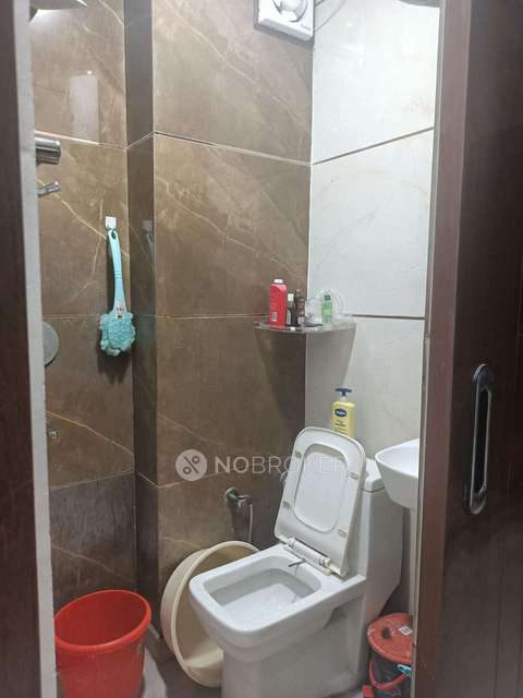 2 BHK Flat In Plot No. 8 For Sale  In Nawada Extension