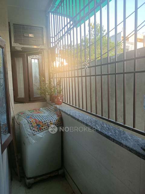 2 BHK Flat In Plot No. 8 For Sale  In Nawada Extension