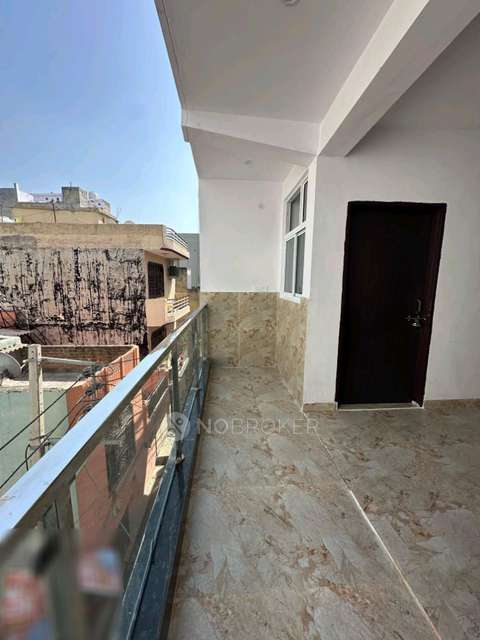 PG for Anyone in  Sector 33