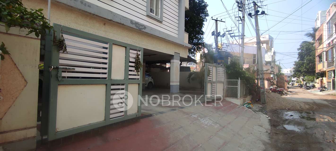 2 BHK Flat In Lingamsetty Arcade For Sale  In Quthbullapur