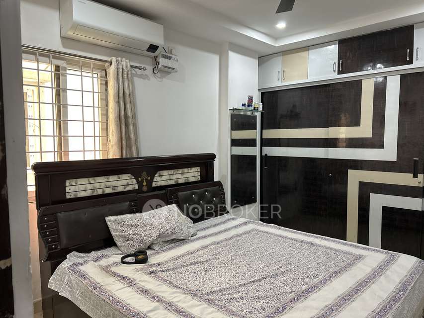 2 BHK Flat In Lingamsetty Arcade For Sale  In Quthbullapur