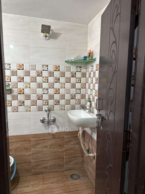 2 BHK Flat In Lingamsetty Arcade For Sale  In Quthbullapur