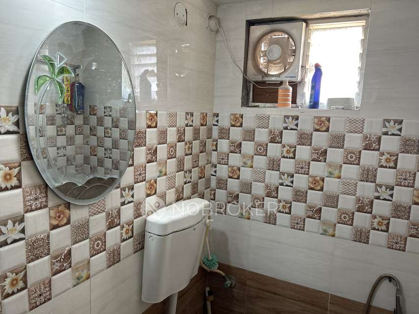 2 BHK Flat In Lingamsetty Arcade For Sale  In Quthbullapur