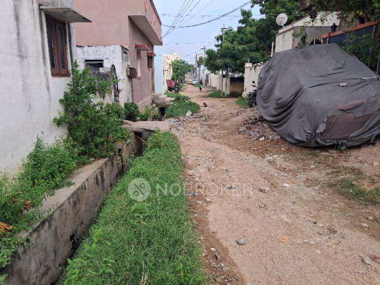 Plot For Sale  In Jawahar Nagar Pinion High School