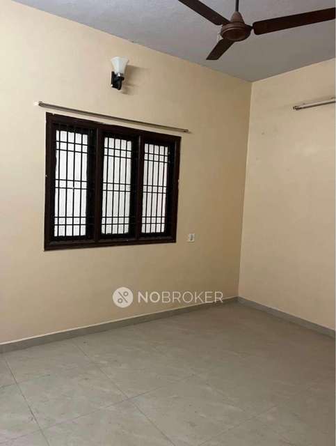 2 BHK Flat In Crest Jade For Sale  In Anakaputhur