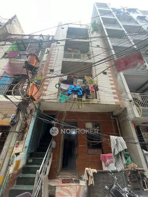 4+ BHK Flat For Sale  In Mayur Vihar Phase Iii