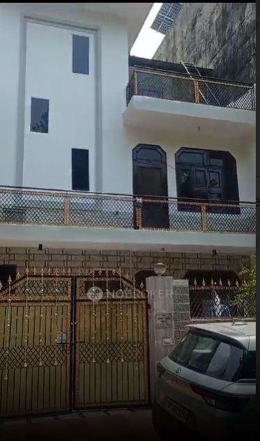 4+ BHK House For Sale  In Knowledge Park I