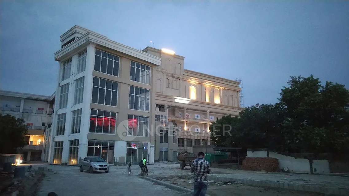 Shop in Elan Town Centre, Gurgaon for Rent 