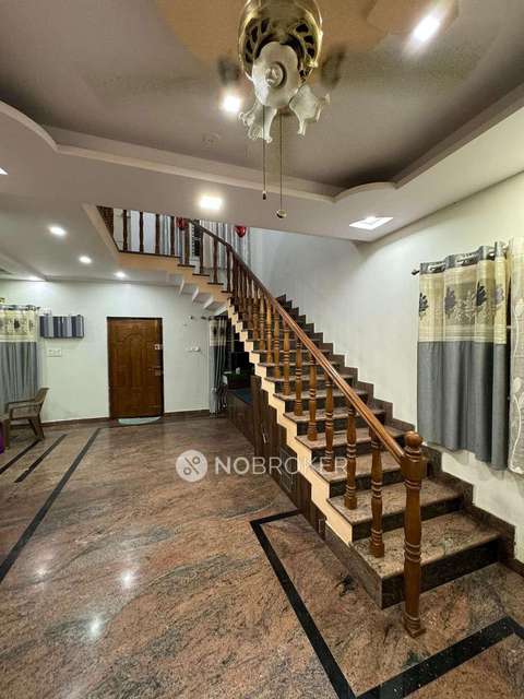 4+ BHK Flat For Sale  In Hosapalaya