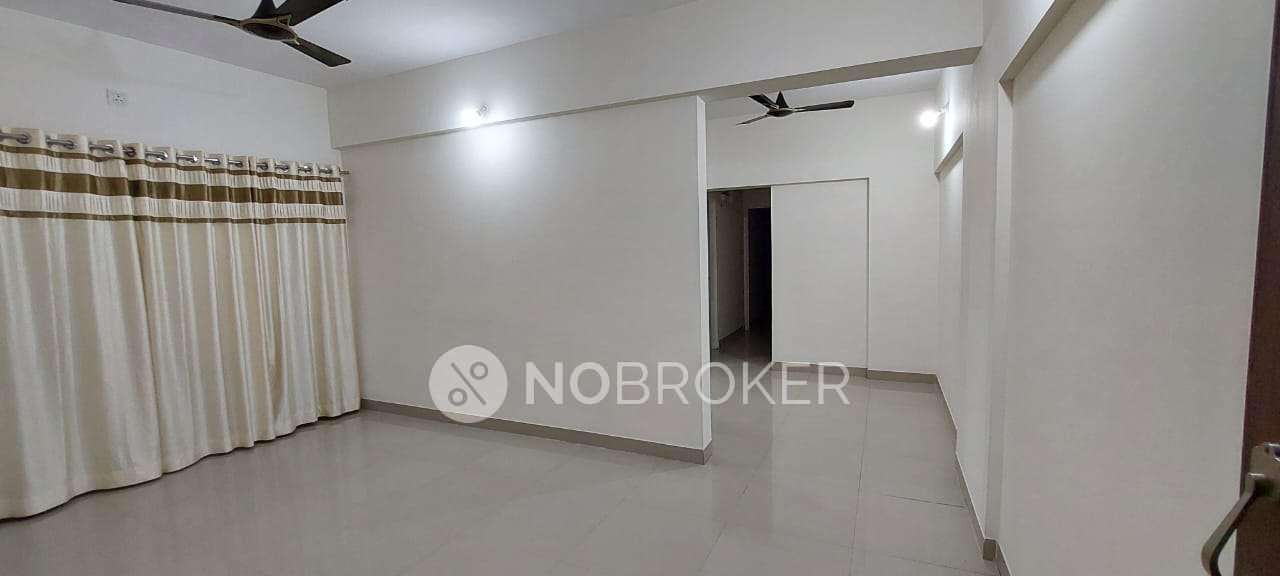 2 BHK Flat In Park Infinia For Sale  In Phursungi