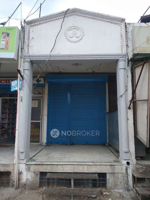 Shop in Sector 37, Faridabad for Rent 