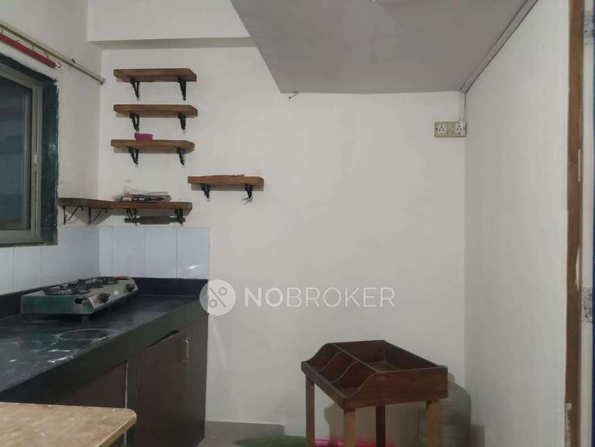 1 BHK Flat In Saptarshi Towers For Sale  In Malad West