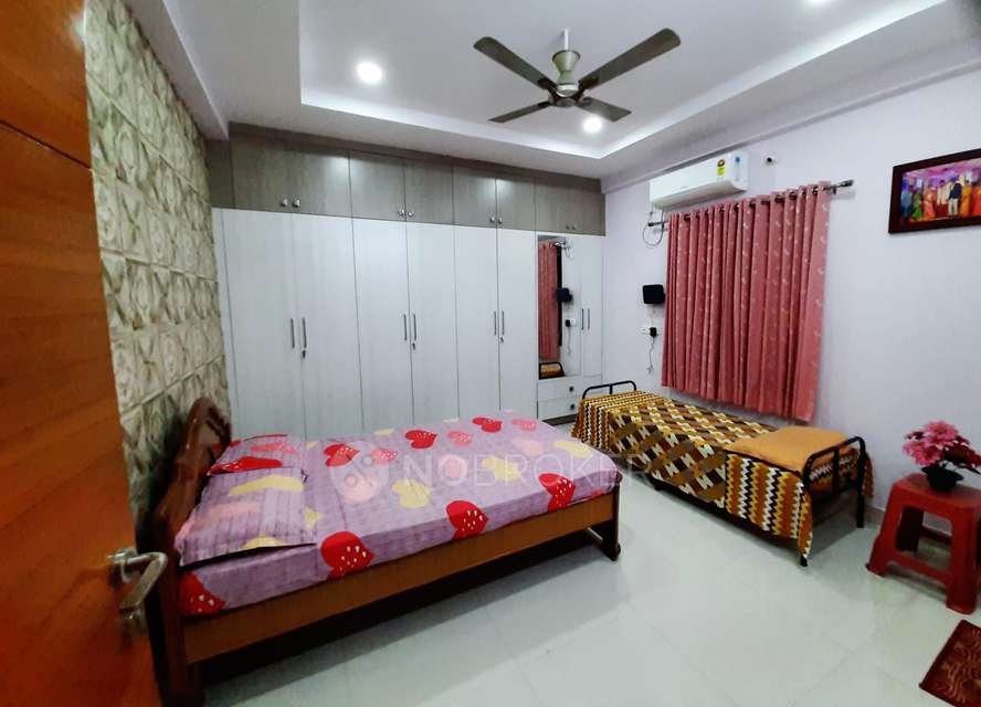 3 BHK Flat In Concrete Destina For Sale  In Serilingampalle 