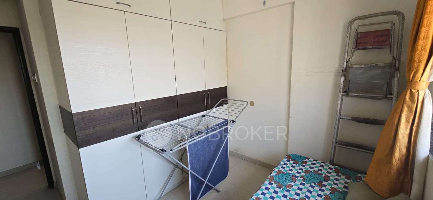 2 BHK Flat In Avidik Heights For Sale  In  Kandivali East