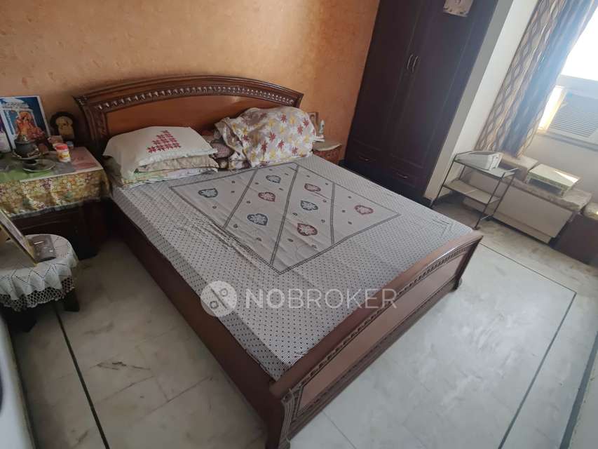 4 BHK Flat In Dreams Appartment for Rent  In Dwarka