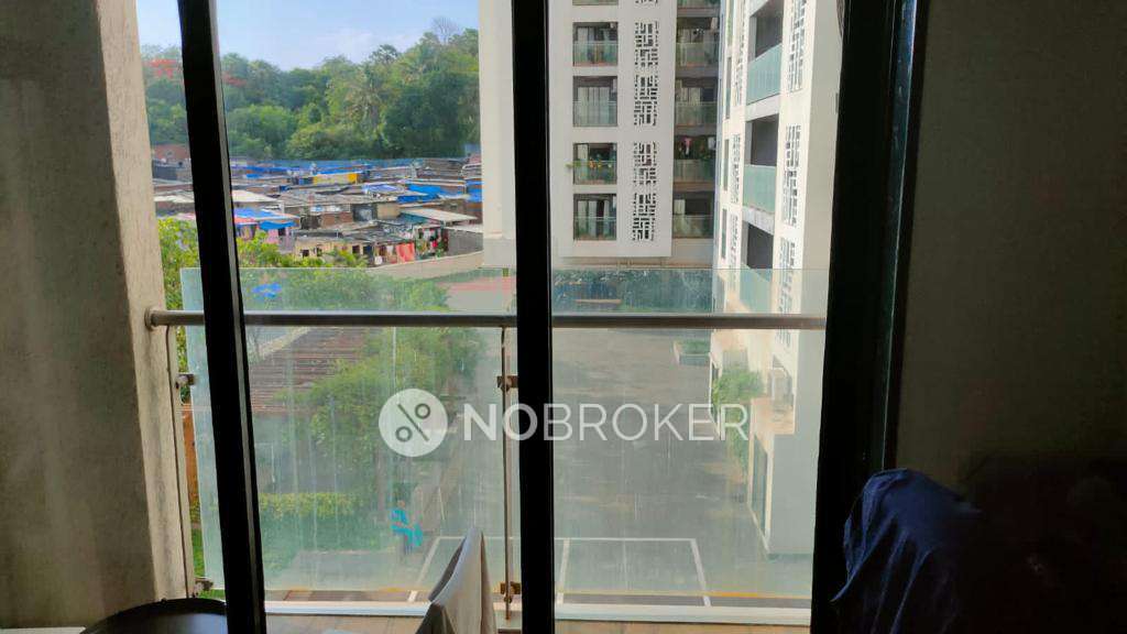 2 BHK Flat In Hubtown Hillcrest For Sale  In Andheri East