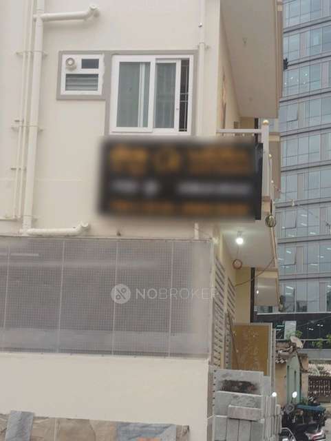 PG for Girls in Devarbisanahalli 