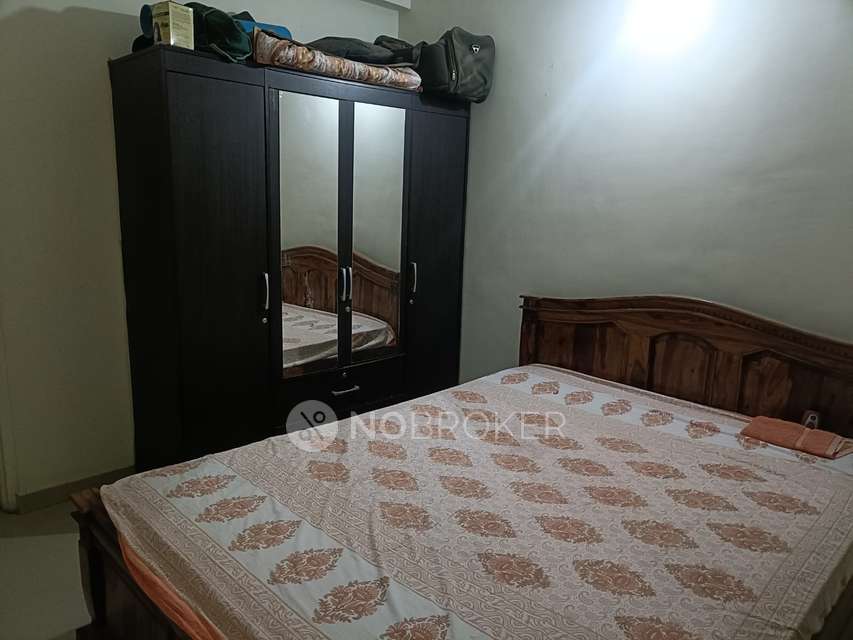 2 BHK Flat In Kumar Purva, Hadapsar for Rent  In Keshav Nagar