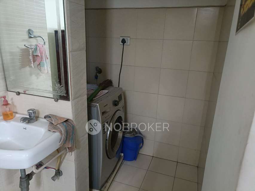 2 BHK Flat In Kumar Purva, Hadapsar for Rent  In Keshav Nagar