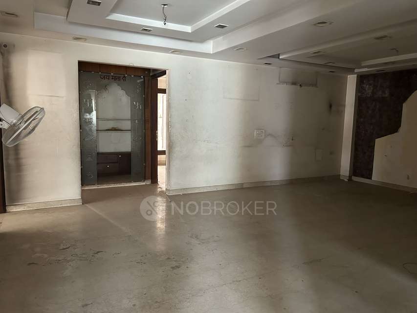 4 BHK Flat In Surya Niketan,  For Sale  In Anand Vihar