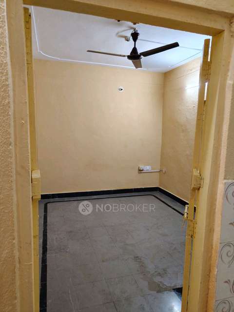 BHK Flats for Rent in K P H B Phase Kukatpally, Hyderabad