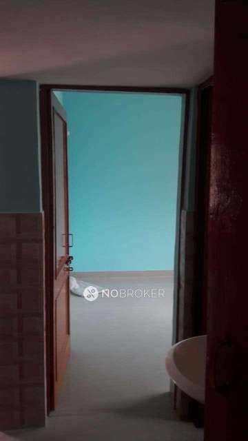 2 BHK Flat In Jal Vayu Vihar For Sale  In Sector-21