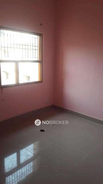 2 BHK Flat In Jal Vayu Vihar For Sale  In Sector-21